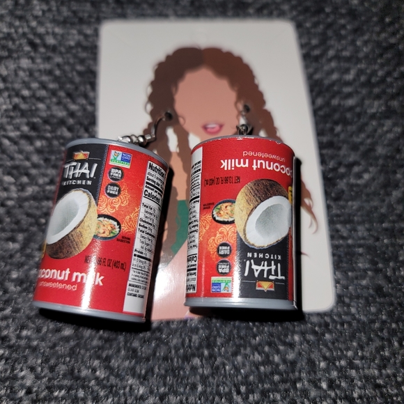 MINI BRAND EARRINGS - Picture 6 of 16